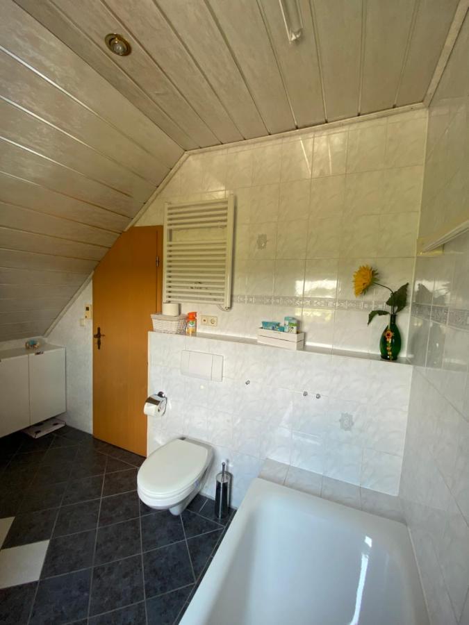 Ferienwohnung Bock Im Seenland โฮเยอร์สแวร์ดา ภายนอก รูปภาพ